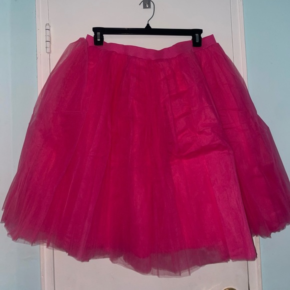Hot Pink Tulle Tutu Skirt with sash - Picture 2 of 3